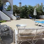 Casa Madre Villa *